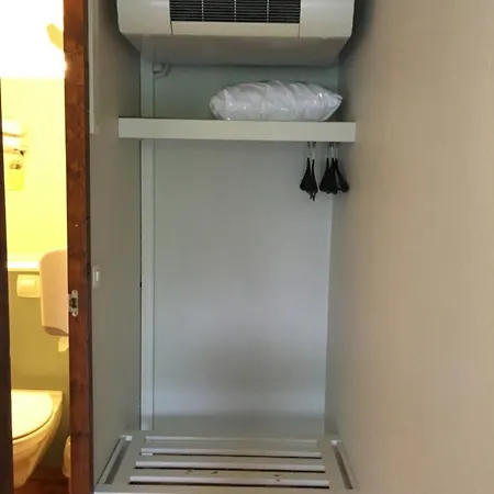 Hotel Campanile Dax - 2*