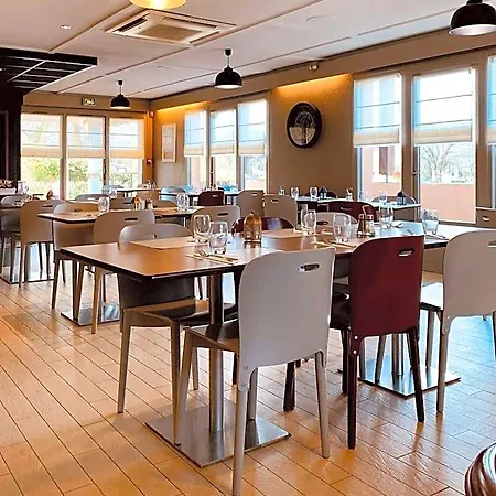 Hotel Campanile Dax - 2*