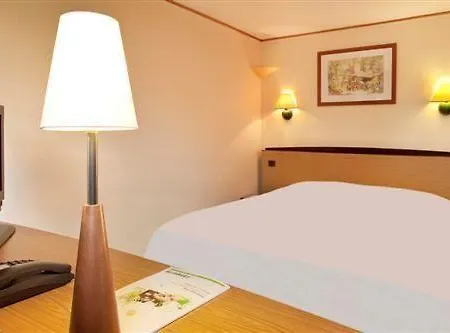 Campanile Dax - فندق 2*