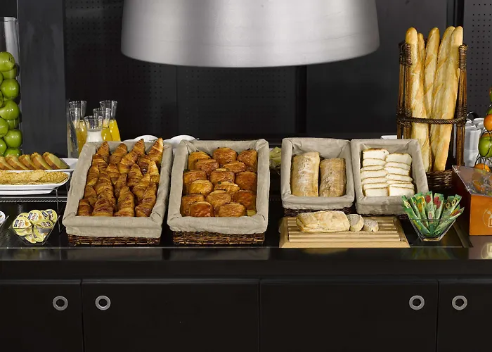 ホテル Campanile Dax -